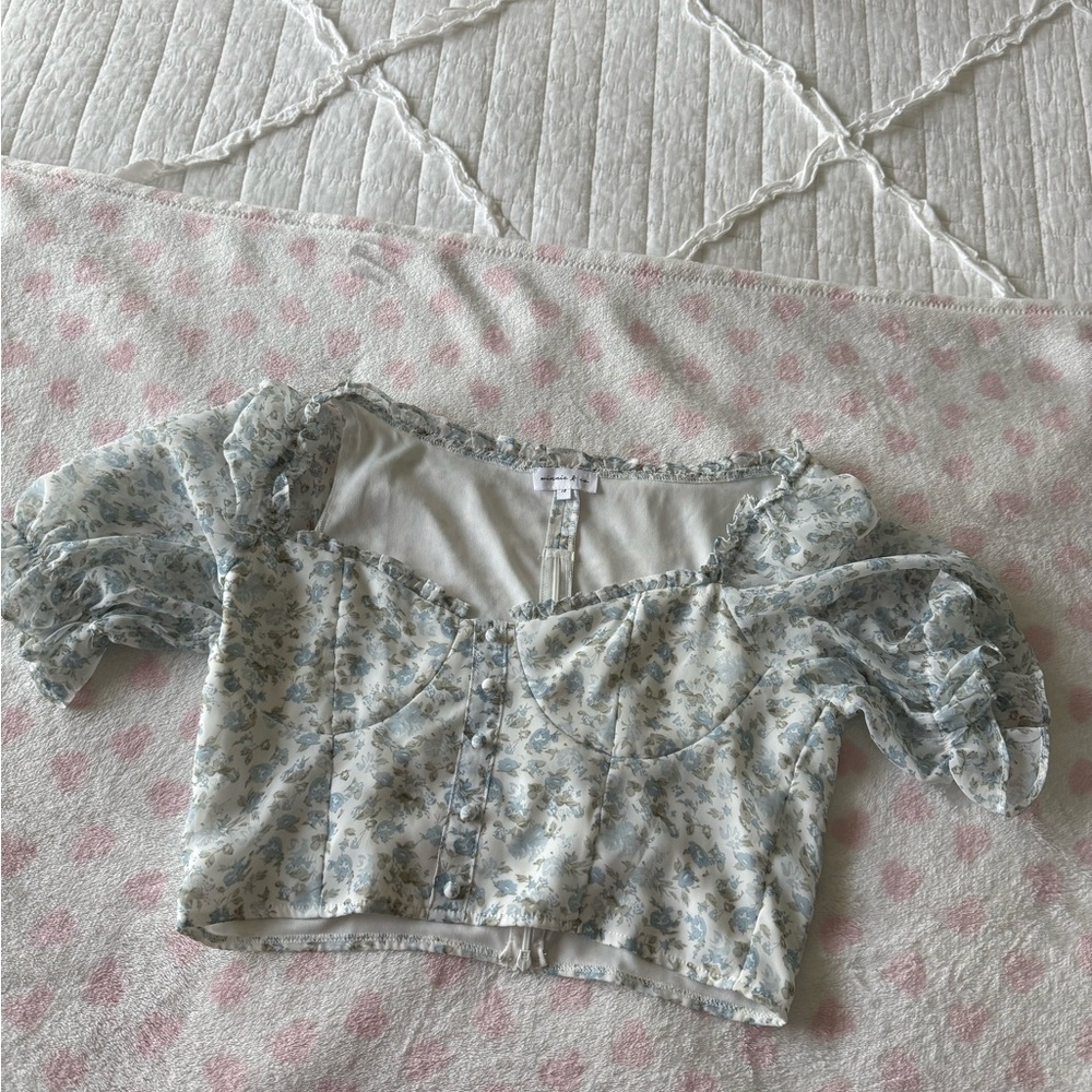 Floral Puff Sleeve Crop Top